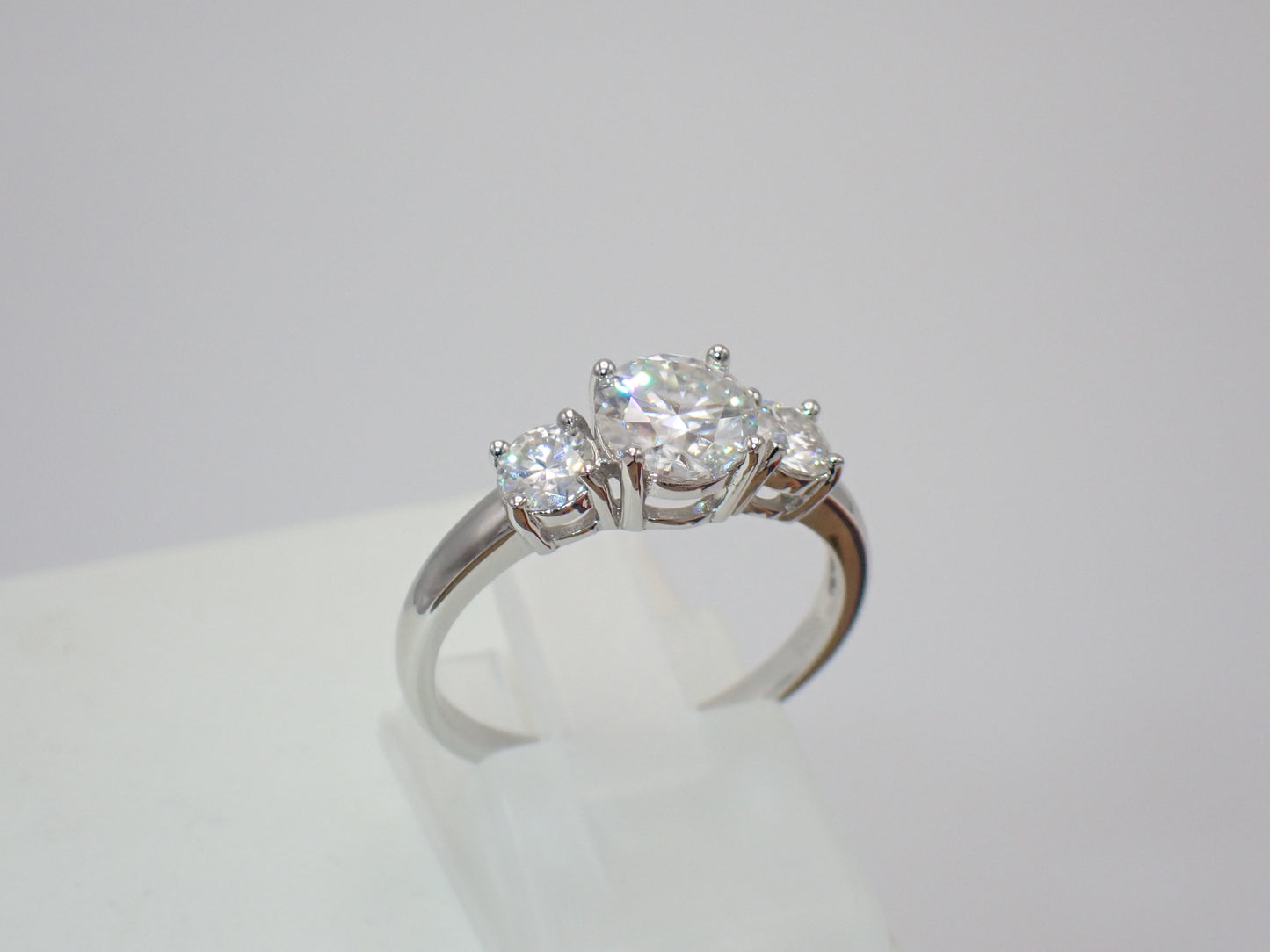 Classic Trilogy Moissanite Ring – 1.0ct - Mara & Co UK