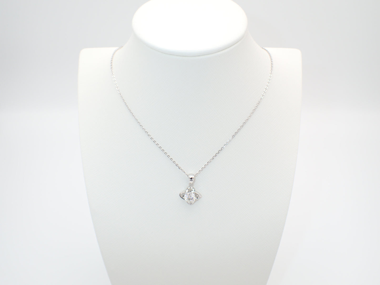 Celtic Knot Moissanite Necklace – 1.0ct - Mara & Co UK