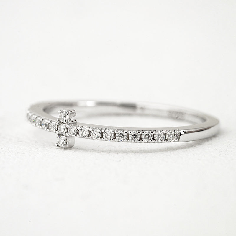 Moissanite Cross Band – 0.17ct Total DEF, Sterling Silver