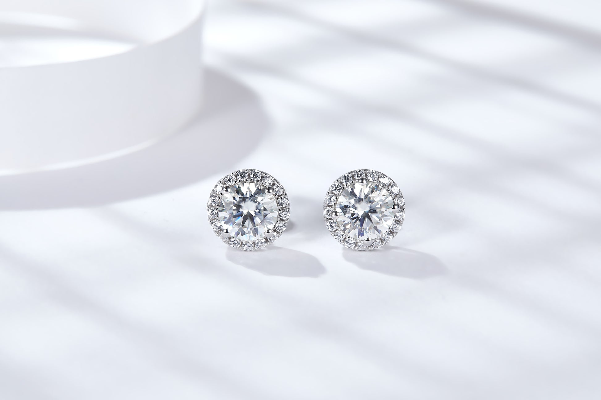 moissanite halo stud earrings 2.0ct DEF sterling silver – close up UK