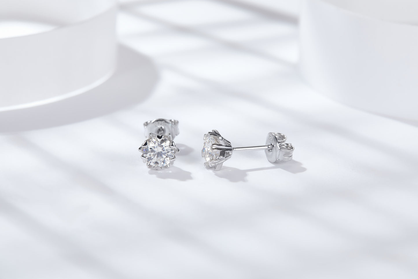 moissanite heart-prong solitaire stud earrings 2.0ct DEF sterling silver – close up UK