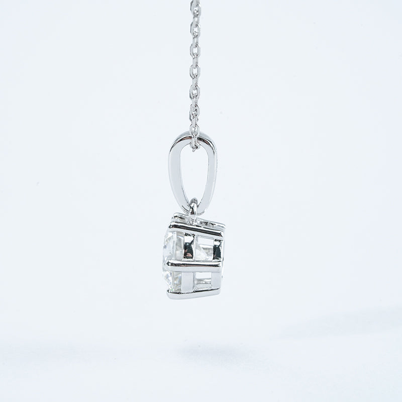 Classic Six-Prong Solitaire Moissanite Necklace – 1.0ct