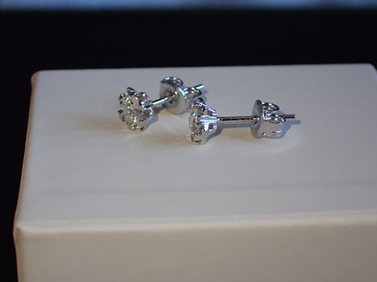 Moissanite Heart-Prong Solitaire Stud Earrings – DEF, Sterling Silver