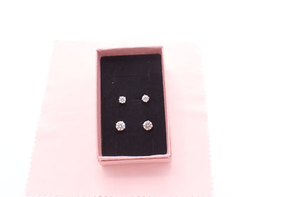 Classic Solitaire  moissanite  Stud Earrings - 4 Prong Setting -  Mara & Co UK