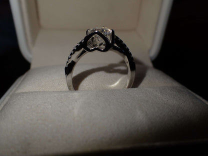 Twisted Pavé Solitaire Moissanite Ring – 1.0ct -  Mara & Co UK