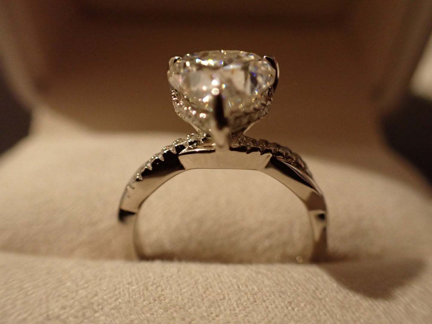 Radiant Heart Moissanite Pavé Ring – 2.0ct -  Mara & Co UK