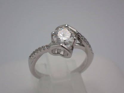 Twisted Pavé Solitaire Moissanite Ring – 1.0ct -  Mara & Co UK