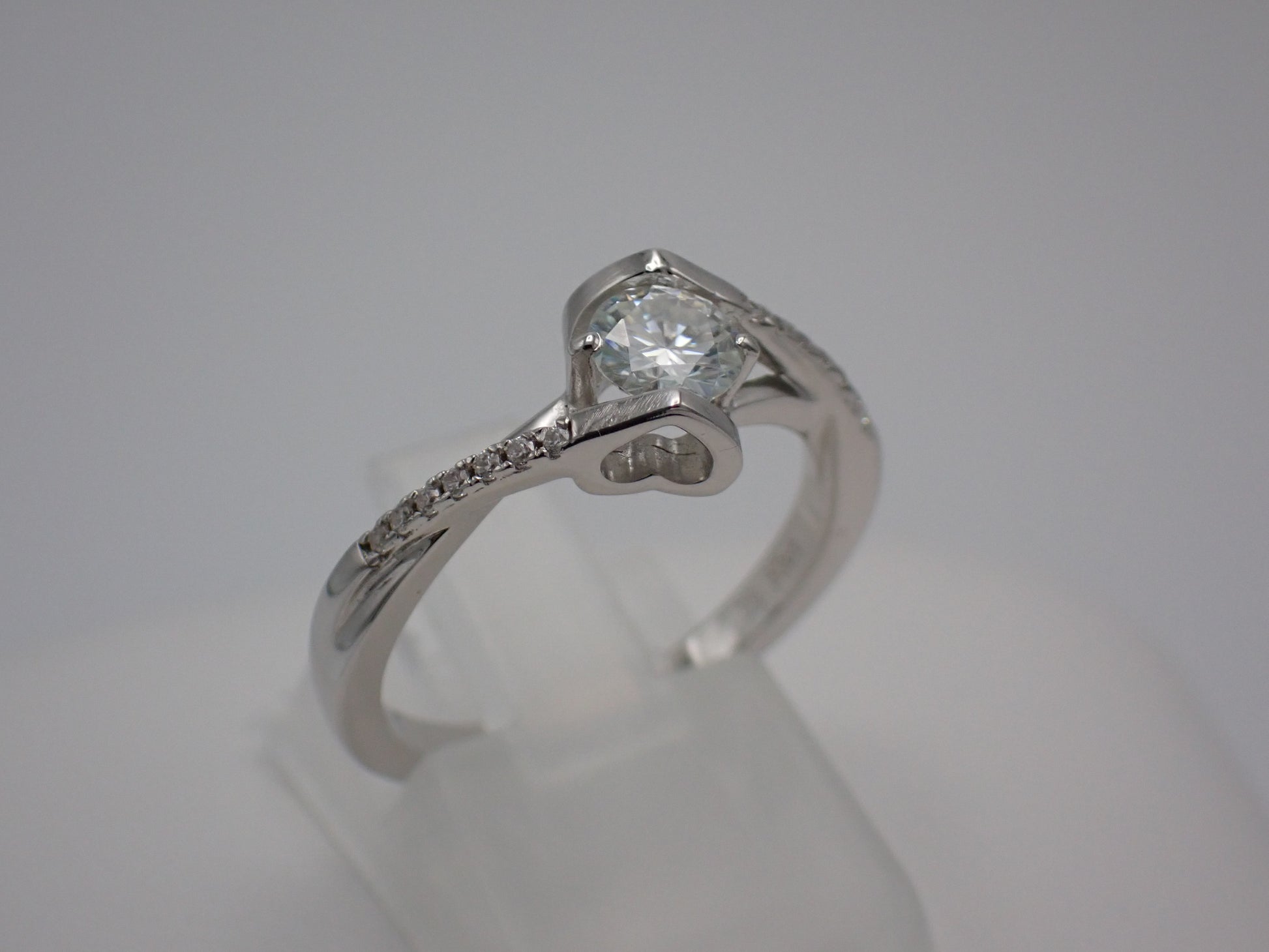 Twisted Pavé Solitaire Moissanite Ring – 0.5ct -  Mara & Co UK