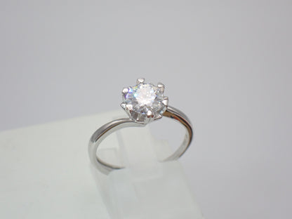 Twisted Solitaire Moissanite Ring with Heart Prongs – 1.0ct -  Mara & Co UK