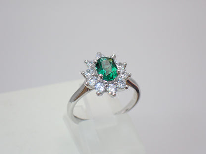 Royal Emerald Halo Ring – 2.0ct Lab-Grown Emerald -  Mara & Co UK