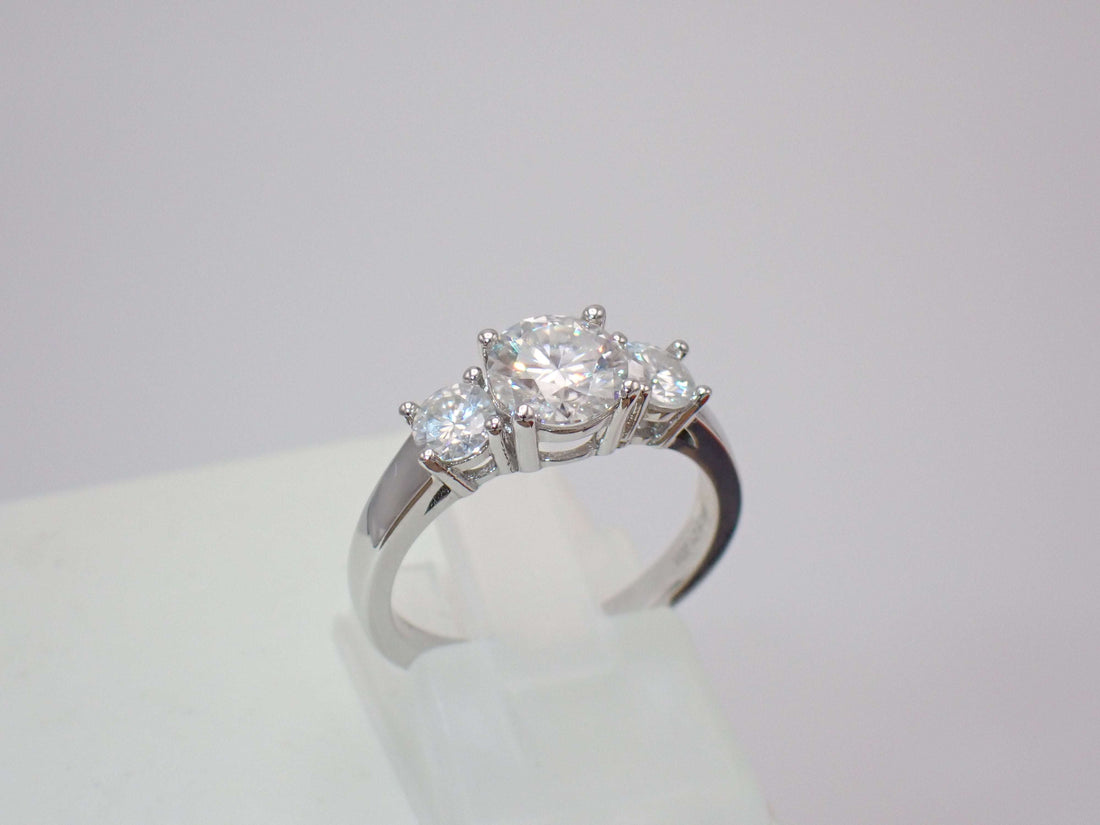 Classic Trilogy Moissanite Ring – 1.0ct -  Mara & Co UK