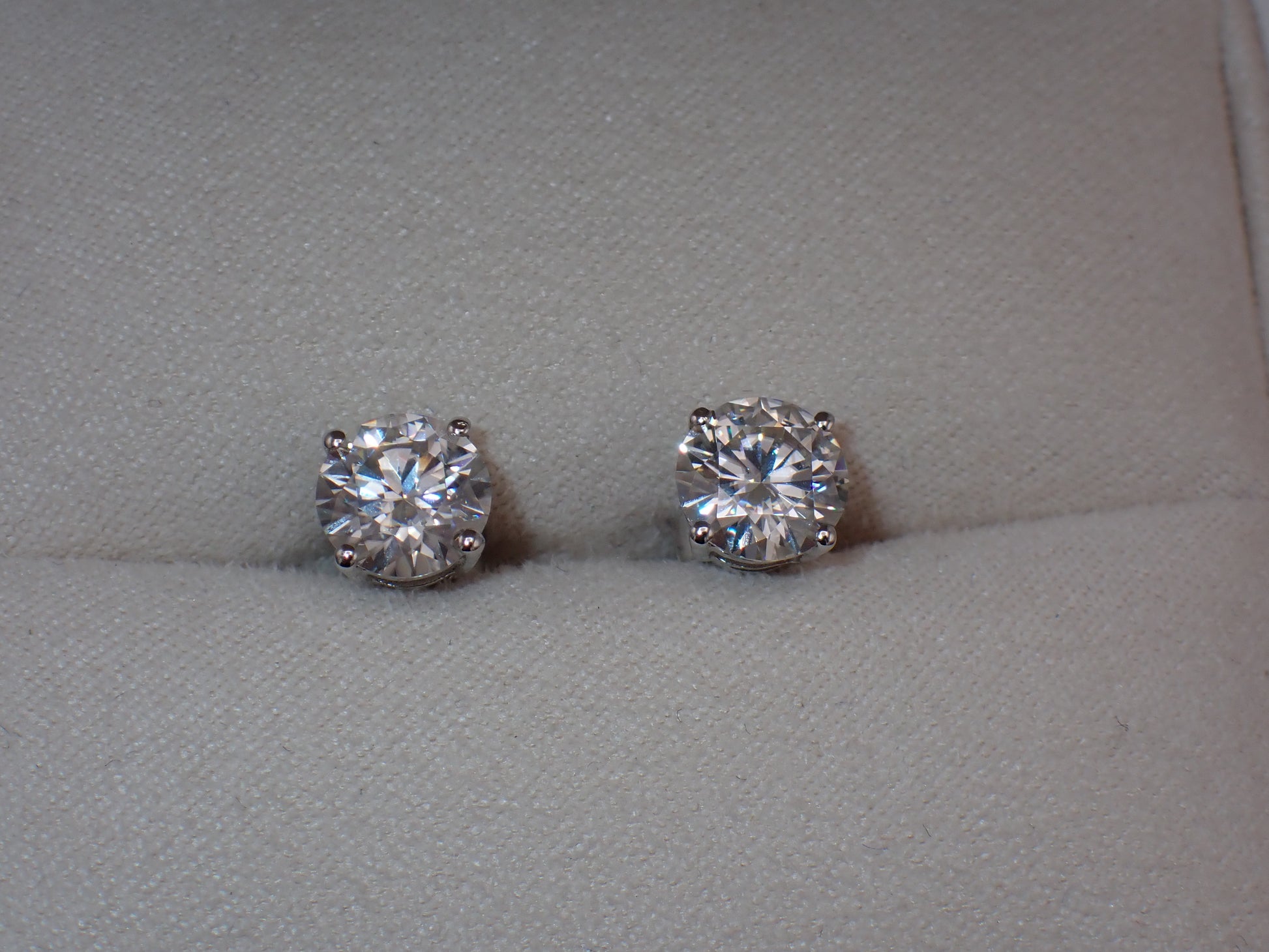 Classic Solitaire  moissanite  Stud Earrings - 4 Prong Setting -  Mara & Co UK