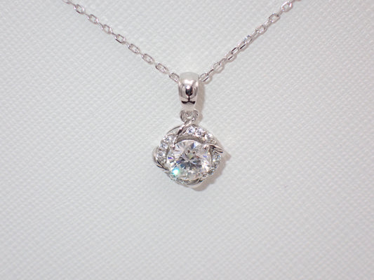 Twisted Halo Moissanite Necklace – 1.0ct