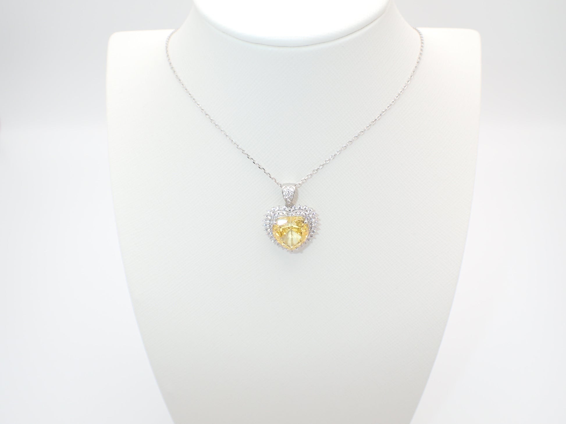 Yellow Heart Halo Necklace – 15.7ct -  Mara & Co UK