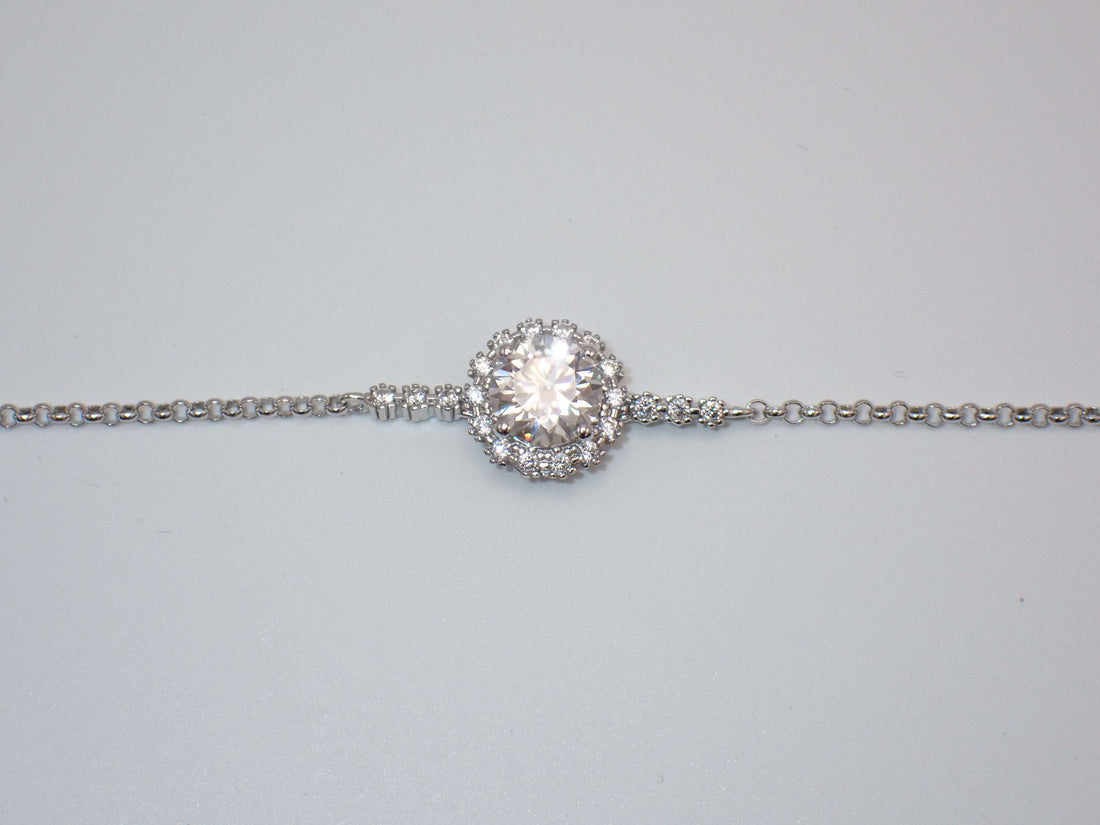 Radiance Halo Moissanite Bracelet – 1.0ct -  Mara & Co UK